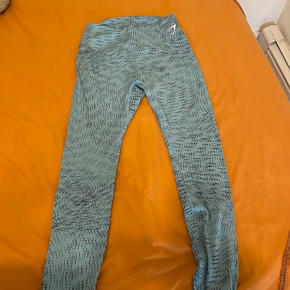 Gym shark workout leggings